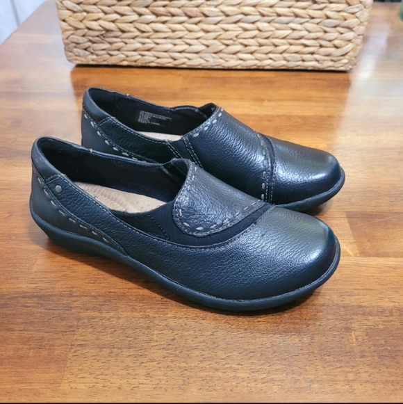 Earth Origins Leona Black Leather Loafer Flats Size 6.5 - Picture 4 of 8